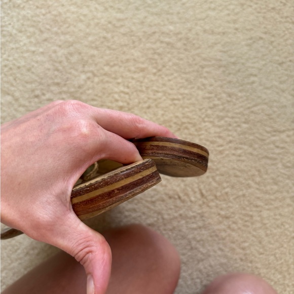 Jack Rogers Original Slip on Sandals in Gold - Women’s Size 8 - Picture 5 of 5